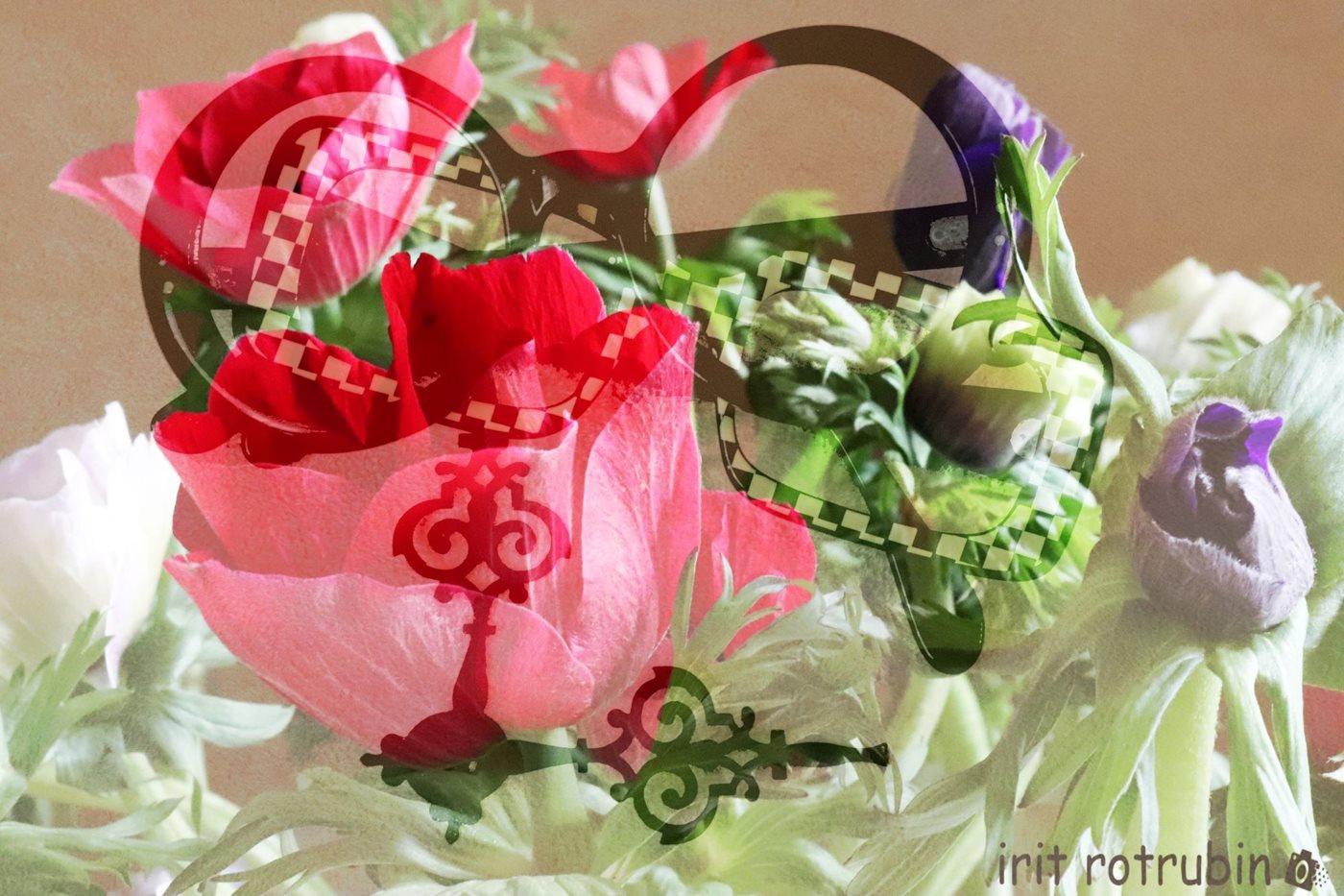 משקפיים וינטג' עם מחוגי שעון וכלניות 00273